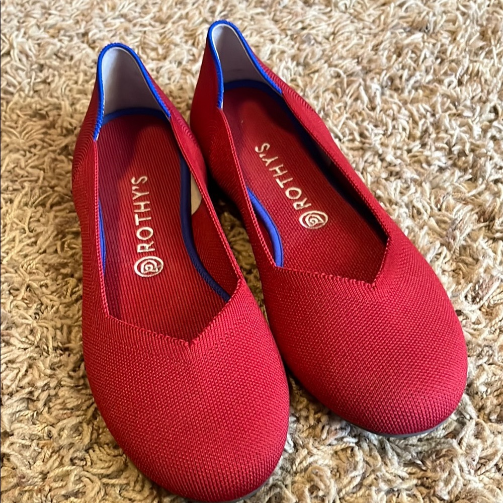 Red Round Toe Rothy’s